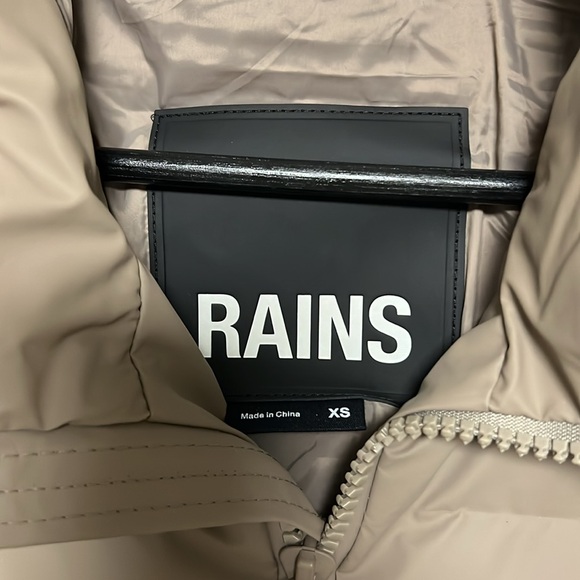 Rains taupe puffer coat sz xs xsmall worn once - Picture 3 of 6